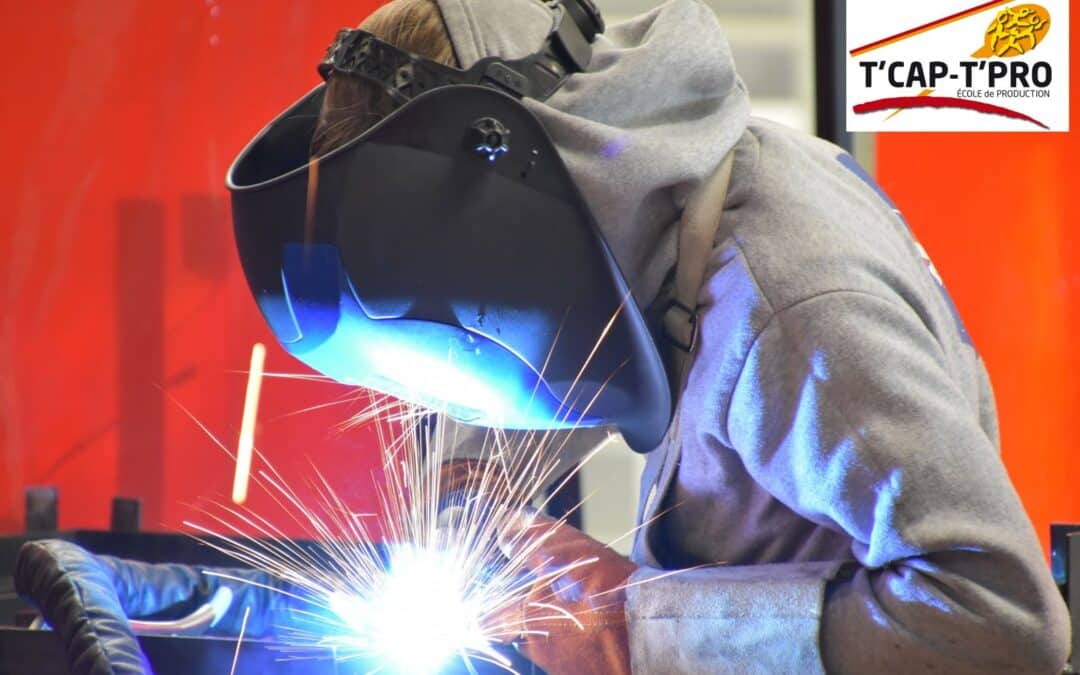 Un pont roulant de 2 tonnes pour former les jeunes métalliers !